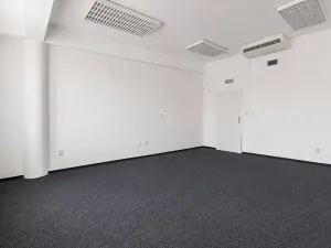 Pronájem kanceláře, Brno, Olomoucká, 163 m2
