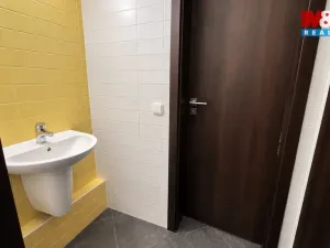 Pronájem obchodního prostoru, Šumperk, Langrova, 129 m2