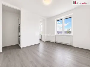 Prodej bytu 2+1, Sokolov, Sokolovská, 51 m2