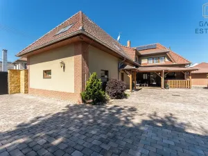 Prodej rodinného domu, Vážany, 367 m2