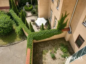 Pronájem bytu 2+1, Praha - Smíchov, Malátova, 100 m2