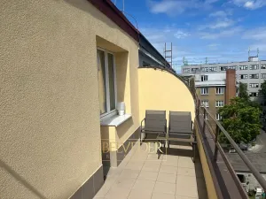 Pronájem bytu 1+kk, Praha - Nusle, Bohuslava ze Švamberka, 25 m2