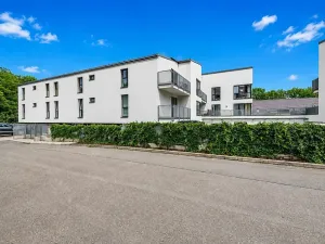Prodej bytu 2+kk, Praha - Hrdlořezy, Mezilehlá, 51 m2