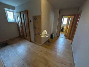 Prodej bytu 3+1, Meziboří, Okružní, 78 m2
