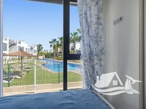 Prodej rodinného domu, Orihuela, Španělsko, Paseo Marítimo de Punta Prima, 84 m2