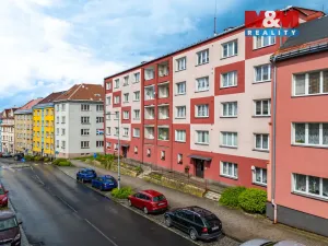 Prodej bytu 2+1, Aš, Hlavní, 51 m2