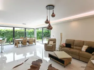 Pronájem vily, Praha - Nebušice, Pod starou školou, 153 m2