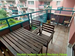 Pronájem bytu 2+kk, Praha - Strašnice, Gutova, 55 m2