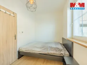 Prodej bytu 2+kk, Zeleneč, Čsl. armády, 44 m2