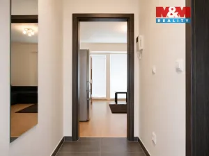 Pronájem bytu 1+kk, Praha - Letňany, Frýdecká, 27 m2