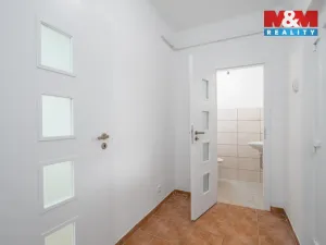 Prodej bytu 1+1, Ústí nad Labem - Klíše, Mezidomí, 47 m2