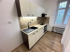 Prodej bytu 1+1, Liberec, Jablonecká, 31 m2