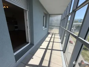 Pronájem bytu 1+kk, Praha - Libeň, Pod plynojemem, 36 m2