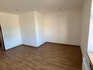Pronájem kanceláře, Litvínov, náměstí Míru, 81 m2