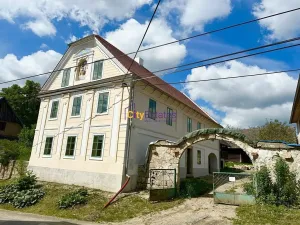 Prodej komerční nemovitosti, Tuhaň, 700 m2