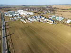 Prodej komerčního pozemku, Opava, 39508 m2