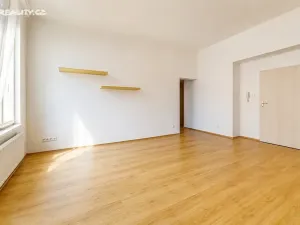 Pronájem bytu 2+kk, Praha - Nusle, Boleslavova, 48 m2