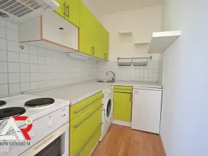 Pronájem bytu 1+kk, Brno, Vomáčkova, 39 m2