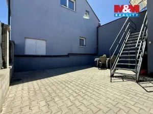 Pronájem komerční nemovitosti, Kladno - Kročehlavy, Kozinova, 22 m2