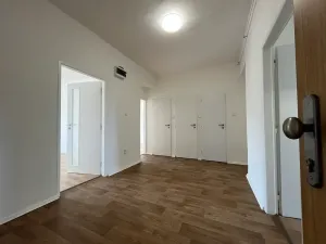 Pronájem bytu 3+1, Třinec, nám. T. G. Masaryka, 90 m2