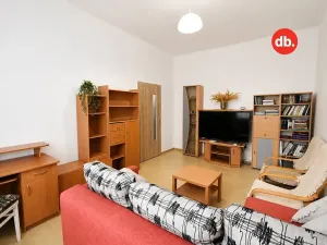 Pronájem bytu 2+1, Karlovy Vary, Krále Jiřího, 58 m2