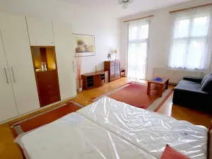 Pronájem bytu 2+kk, Praha - Vinohrady, Balbínova, 55 m2
