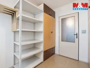 Prodej bytu 2+1, Kralupy nad Vltavou - Lobeček, Krakovská, 40 m2