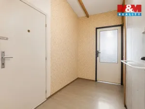 Prodej bytu 2+1, Kralupy nad Vltavou - Lobeček, Krakovská, 40 m2
