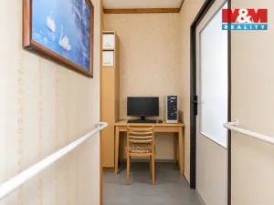Prodej bytu 2+1, Kralupy nad Vltavou - Lobeček, Krakovská, 40 m2