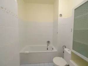 Pronájem bytu 2+kk, Zruč nad Sázavou, náměstí Míru, 48 m2