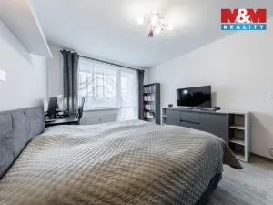 Pronájem bytu 2+1, Karlovy Vary - Bohatice, Ostrovská, 68 m2