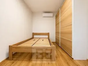 Pronájem bytu 1+kk, Brno, Košinova, 30 m2