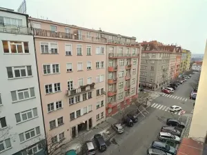 Pronájem bytu 1+kk, Praha - Vinohrady, Hradecká, 37 m2