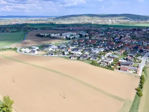 Prodej pozemku pro bydlení, Hrušovany u Brna, Pod Střediskem, 896 m2