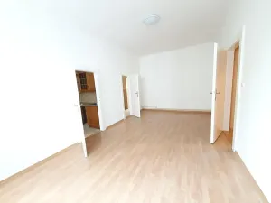 Pronájem bytu 3+kk, Praha - Nusle, náměstí Hrdinů, 90 m2
