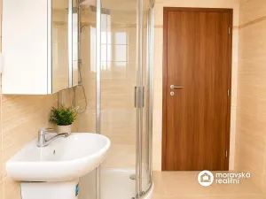 Pronájem bytu 1+kk, Brno, Košuličova, 41 m2