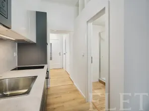 Pronájem bytu 1+kk, Praha - Karlín, Křižíkova, 22 m2