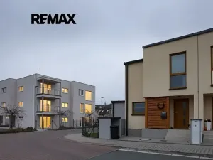 Prodej bytu 2+kk, Hradec Králové, Meruňková, 82 m2