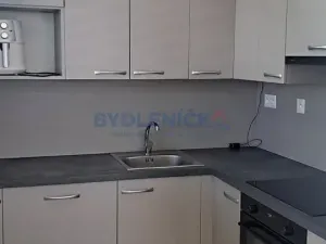 Pronájem bytu 2+kk, České Budějovice, Rožnovská, 52 m2