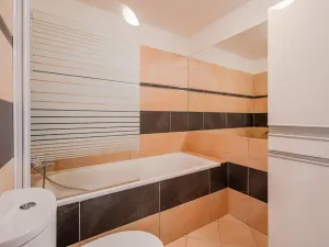 Prodej bytu 3+kk, Praha - Vysočany, Skloněná, 74 m2