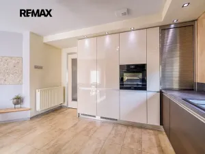 Prodej rodinného domu, Plzeň, Srpnová, 200 m2
