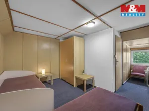 Prodej ubytování, Deštné v Orlických horách, 1200 m2