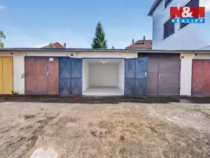 Prodej bytu 3+1, Třeboň - Třeboň II, Nádražní, 63 m2