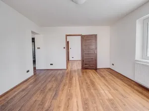 Dražba bytu 4+kk, Úvaly, Kollárova, 94 m2