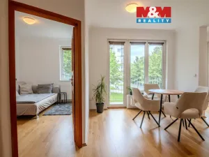 Pronájem bytu 2+kk, Praha, Názovská, 50 m2
