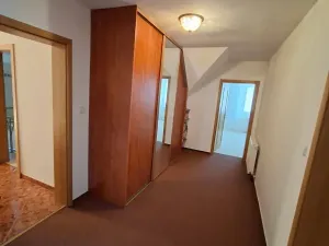 Prodej rodinného domu, Poříčany, U Koupaliště, 200 m2