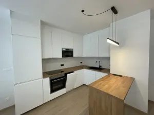 Pronájem bytu 3+kk, Praha, 80 m2