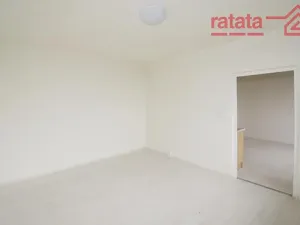 Pronájem bytu 1+1, Chomutov, Stavbařská, 33 m2