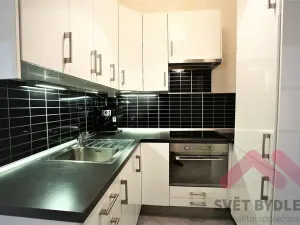 Pronájem bytu 2+kk, Praha - Vinohrady, Radhošťská, 46 m2