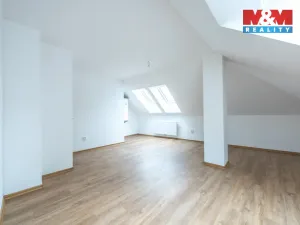 Pronájem bytu 3+1, Čečovice, 76 m2